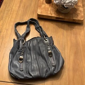 B Makowsky leather purse